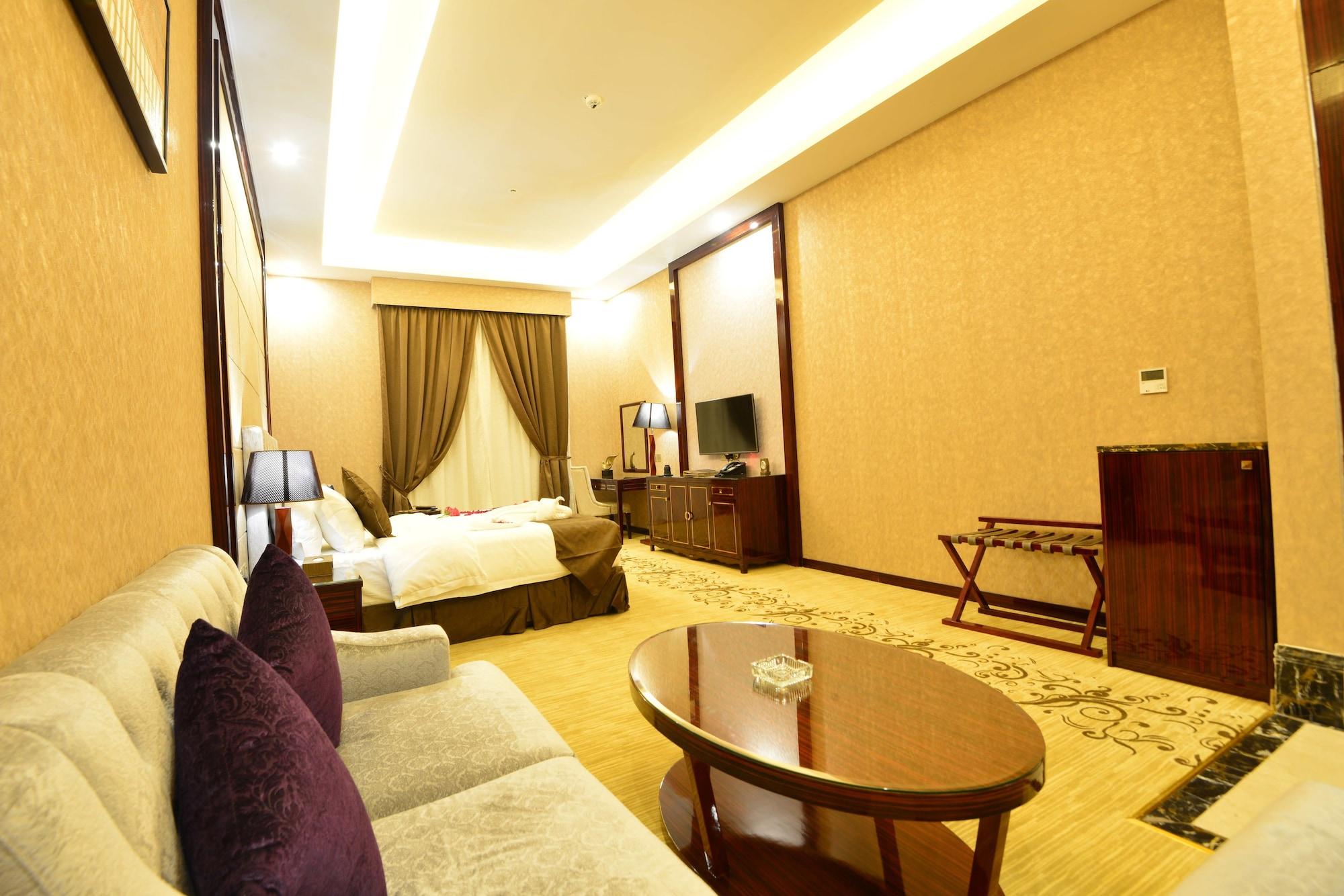Holiday Khaleej Riyadh Exterior photo